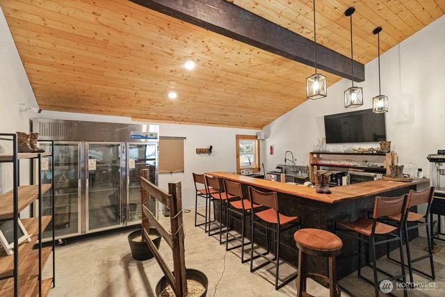 182 Silver Ridge Ranch Road, Easton, WA 98925