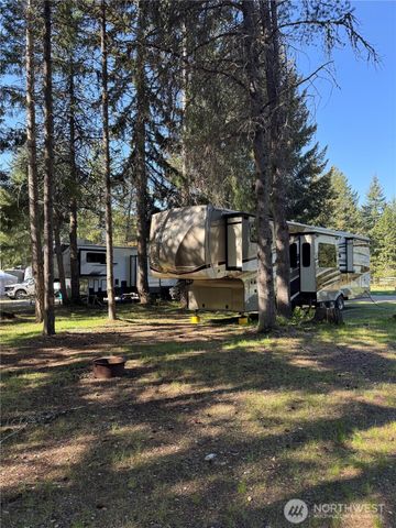 182 Silver Ridge Ranch Road, Easton, WA 98925