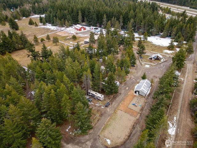 182 Silver Ridge Ranch Road, Easton, WA 98925
