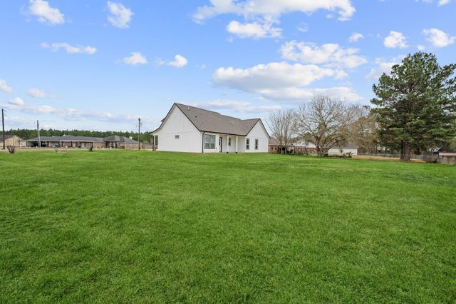 284 Chuck Wagon, Livingston, TX 77351