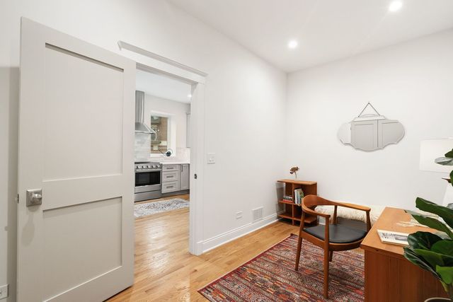 3354 N Whipple Street 1F, Chicago, IL 60618