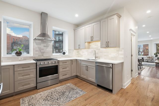 3354 N Whipple Street 1F, Chicago, IL 60618