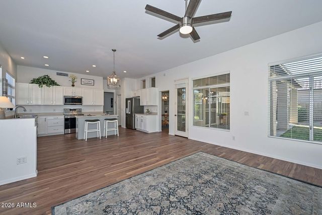 22920 N 73RD Drive, Glendale, AZ 85310