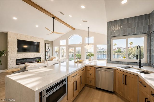 2972 Sun Lake Drive, Las Vegas, NV 89128