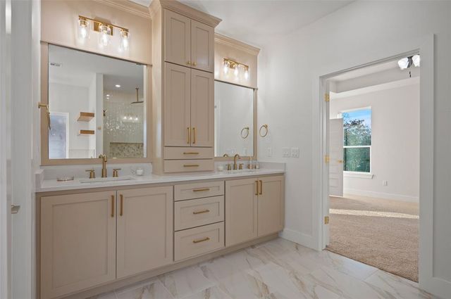 3073 Road Runner Court, Guthrie, OK 73044