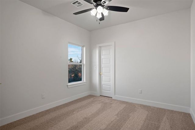 3073 Road Runner Court, Guthrie, OK 73044