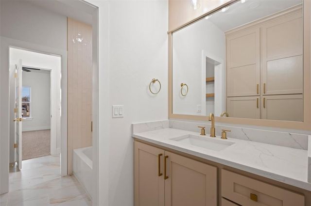 3073 Road Runner Court, Guthrie, OK 73044