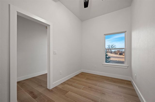 3073 Road Runner Court, Guthrie, OK 73044