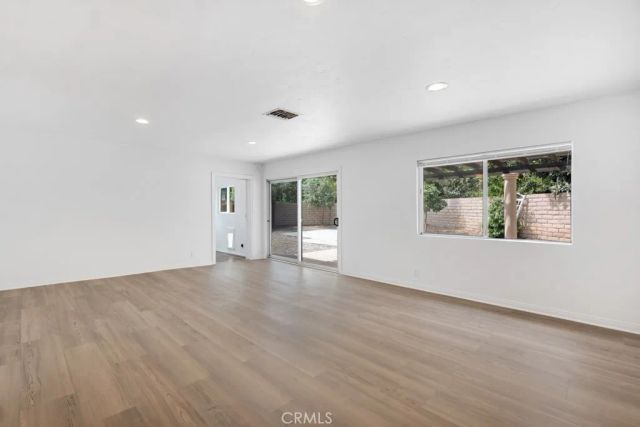 20540 Keswick, Los Angeles, CA 91306