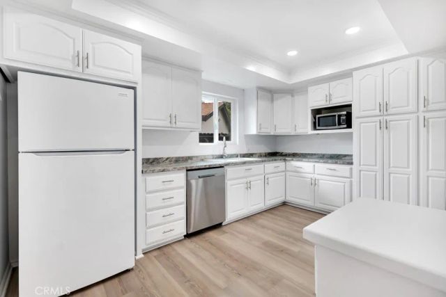 20540 Keswick, Los Angeles, CA 91306