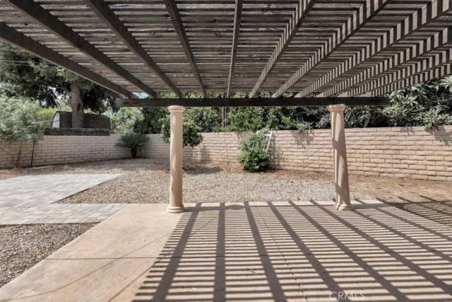 20540 Keswick, Los Angeles, CA 91306