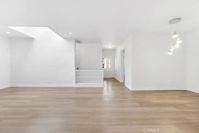 20540 Keswick, Los Angeles, CA 91306