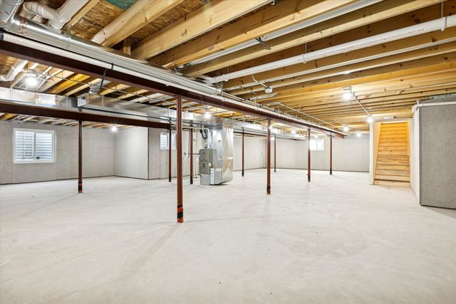 3650 Wintergreen Terrace, Algonquin, IL 60102