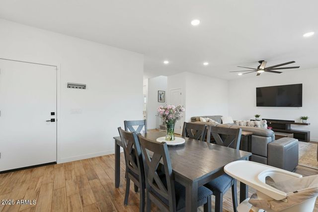 9240 E SEQUENCE Avenue, Mesa, AZ 85212