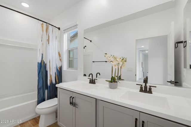 9240 E SEQUENCE Avenue, Mesa, AZ 85212