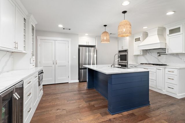 2208 Spring Oak Lane, Orange, TX 77632