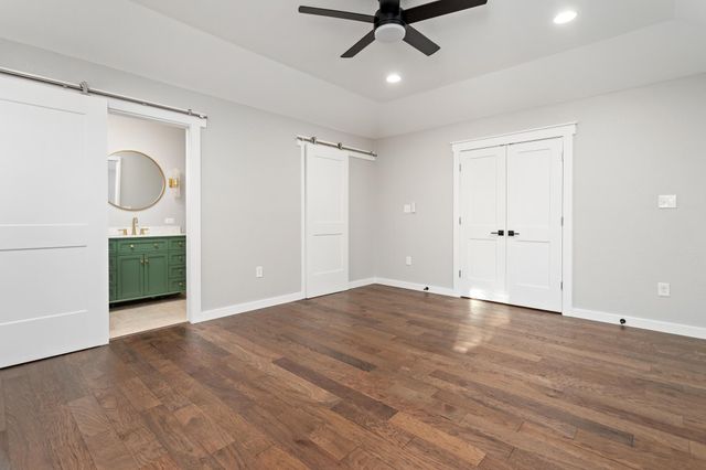 2208 Spring Oak Lane, Orange, TX 77632