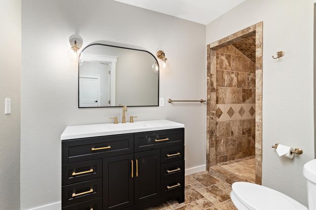 2208 Spring Oak Lane, Orange, TX 77632