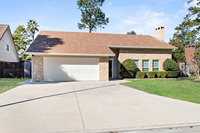 2208 Spring Oak Lane, Orange, TX 77632