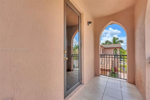 207 SE 37th Pl, Homestead, FL 33033