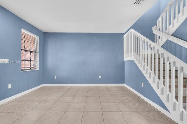 207 SE 37th Pl, Homestead, FL 33033