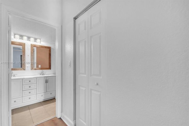 207 SE 37th Pl, Homestead, FL 33033