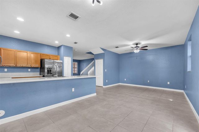 207 SE 37th Pl, Homestead, FL 33033