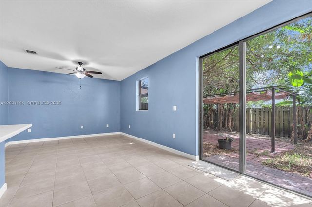 207 SE 37th Pl, Homestead, FL 33033