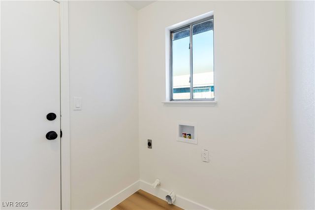 2332 Valley Drive, Las Vegas, NV 89108