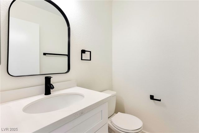 2332 Valley Drive, Las Vegas, NV 89108