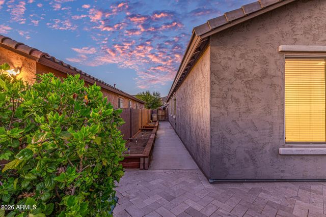 7103 W Jasmine Trail, Peoria, AZ 85383