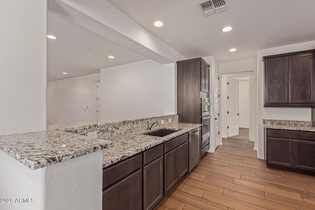 7103 W Jasmine Trail, Peoria, AZ 85383