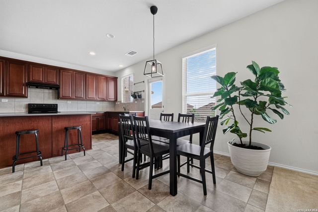 303 Salz Way, San Antonio, TX 78260