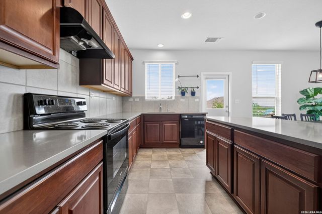 303 Salz Way, San Antonio, TX 78260