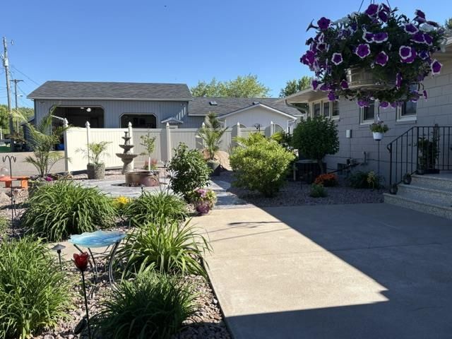 821 S DIVISION STREET, Colby, WI 54421