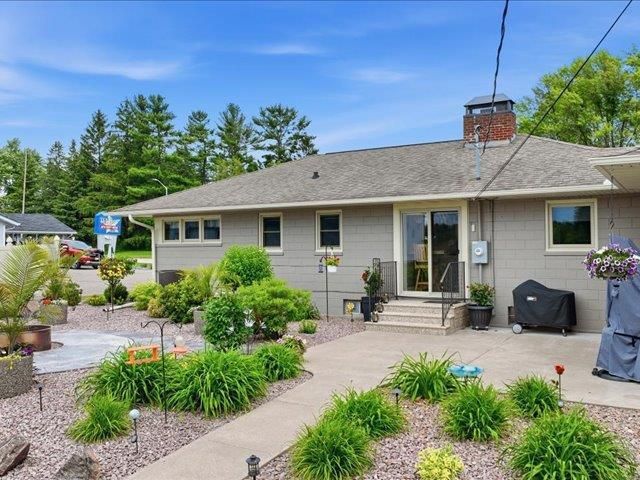 821 S DIVISION STREET, Colby, WI 54421