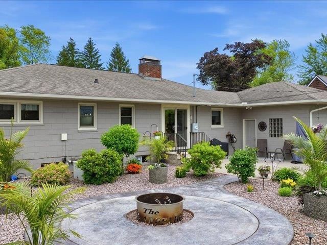 821 S DIVISION STREET, Colby, WI 54421