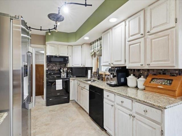 821 S DIVISION STREET, Colby, WI 54421