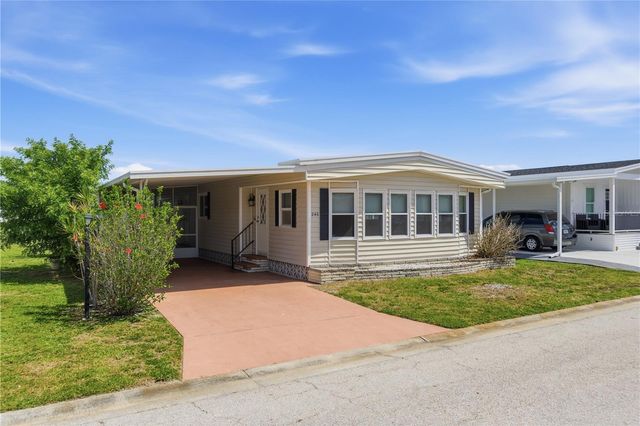 808 53RD AVENUE E 246, Bradenton, FL 34203