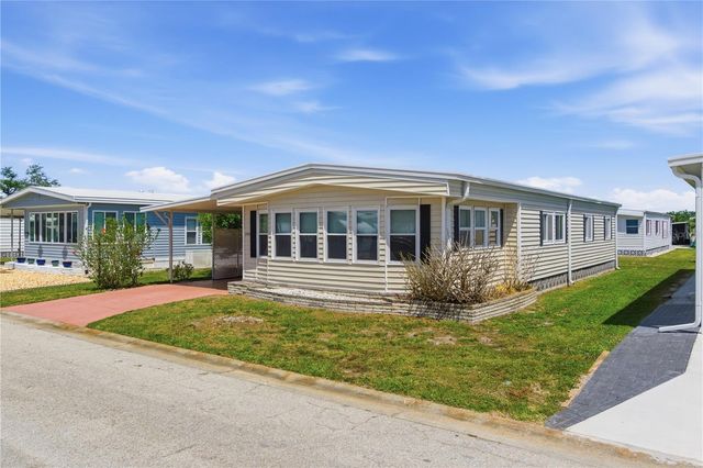 808 53RD AVENUE E 246, Bradenton, FL 34203