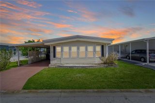 808 53RD AVENUE E 246, Bradenton, FL 34203