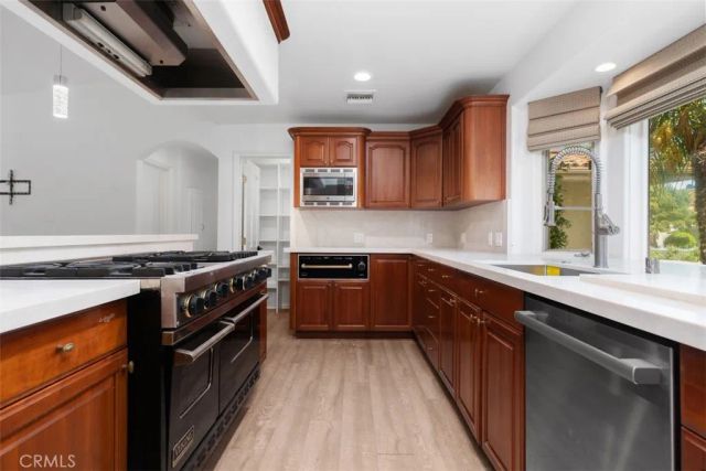 600 Cliff Drive, Newport Beach, CA 92663