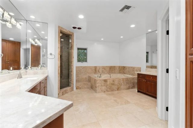 600 Cliff Drive, Newport Beach, CA 92663