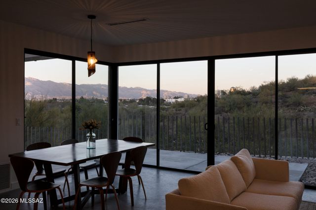 1380 W Sentinel View Loop, Tucson, AZ 85745