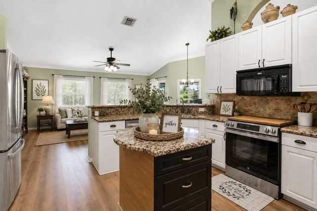 17037 92nd Lane N, Loxahatchee, FL 33470