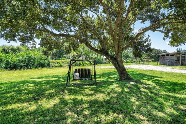 17037 92nd Lane N, Loxahatchee, FL 33470