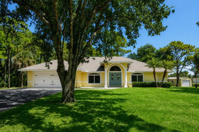 17037 92nd Lane N, Loxahatchee, FL 33470