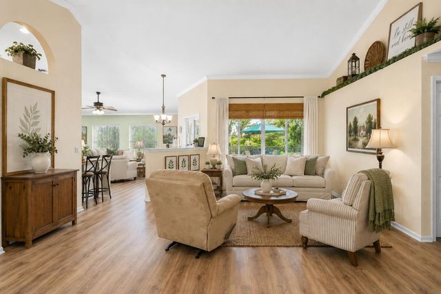 17037 92nd Lane N, Loxahatchee, FL 33470