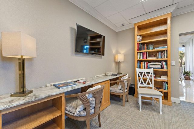 5510 N Ocean Drive 19c, Singer Island, FL 33404