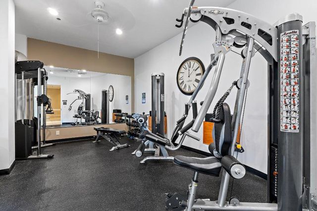 5510 N Ocean Drive 19c, Singer Island, FL 33404